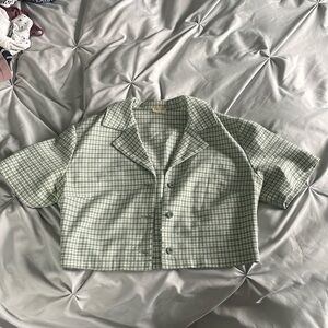 Cropped plaid button up